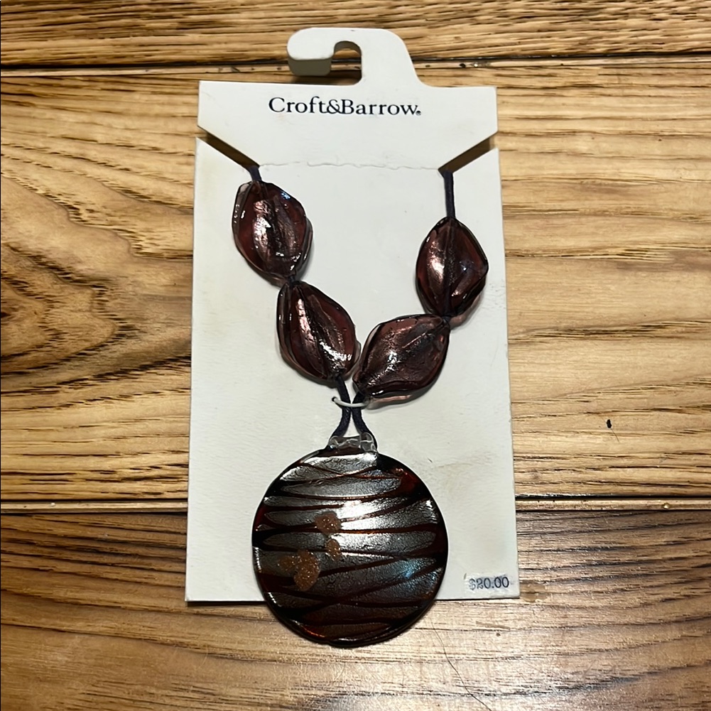Croft Barrow Brown Purplish Shell Necklace Nwt 9$